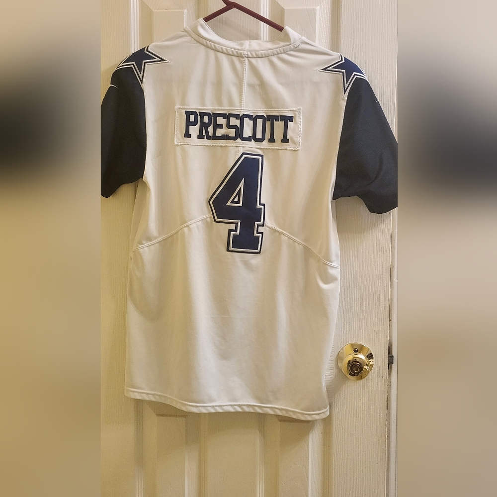 NFL Dak Prescott Number 4 Jersey License By Nike Unisex Xl Youth - Picture 2 of 5